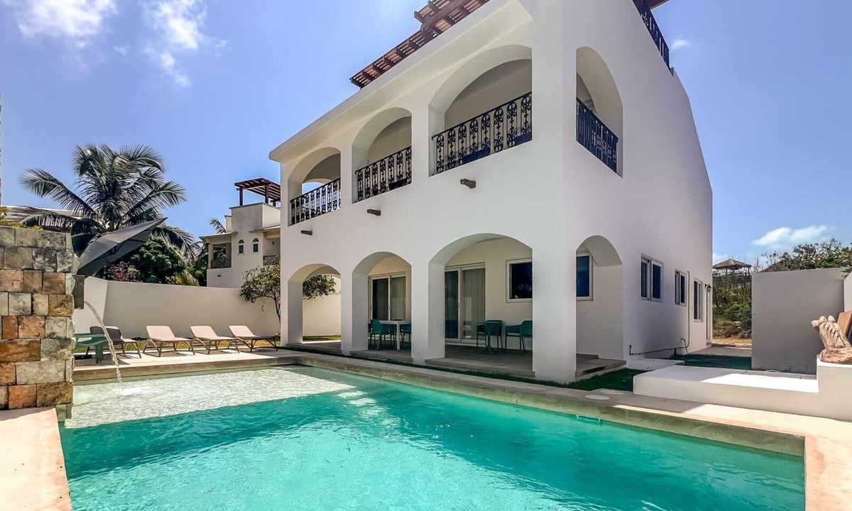 Isla Mujeres Villa | Stunning 4bdr w/private pool in Punta Sur