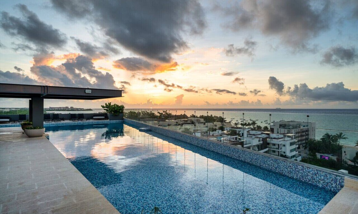 Zazil-ha Condo | Stunning Architecture Amazing Views Steps to Beach