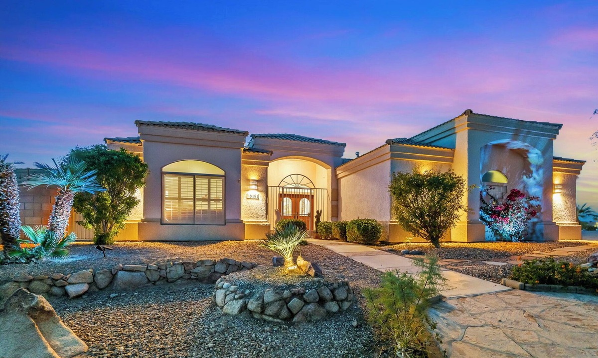 Fort Mohave House | Stunning Lake View 3-bedroom house with AC in enchanting Fort Mohave