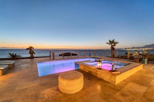 Primo Tapia House | Stunning Luxury Ocean-Front Casa with Pool & Spa