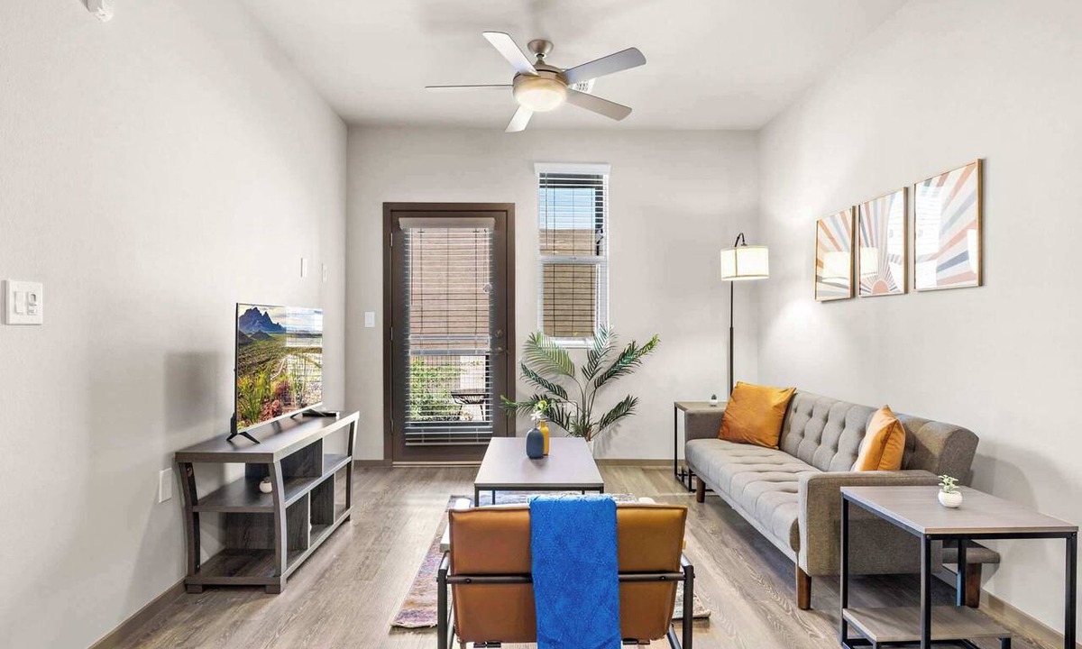 La Buena Vida Apartment | Stunning Westgate CozySuites by stadium with pool 12