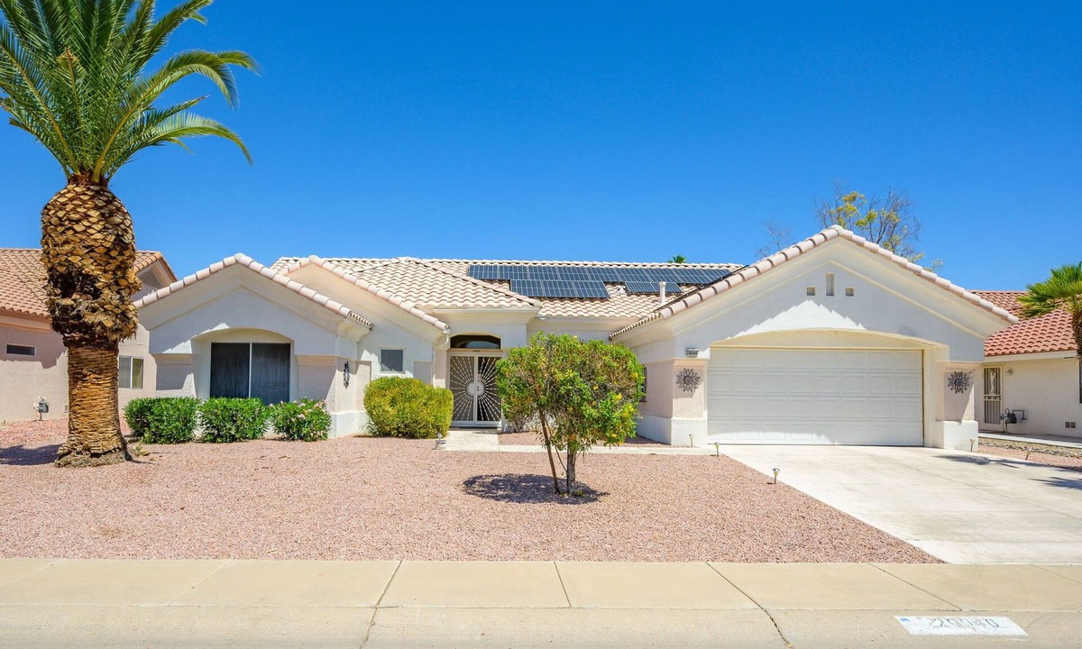 Sun City West House | Sun City West home on 5th green