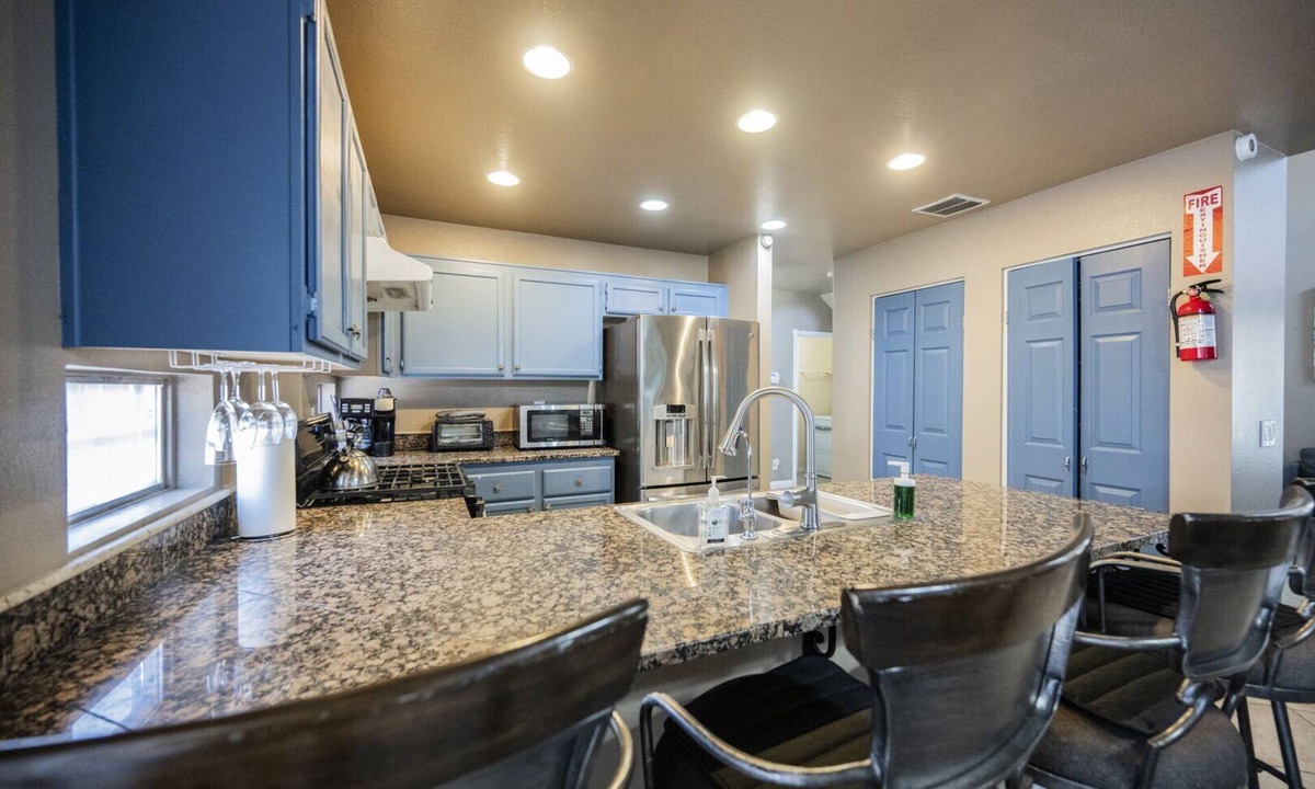 South Christy House | SVS: 3BD/2BA Private Las Vegas Home | Backyard | Sleeps 8