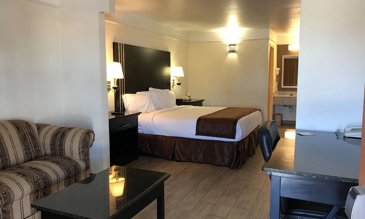 Pharr Hotel | Texas Inn & Suites