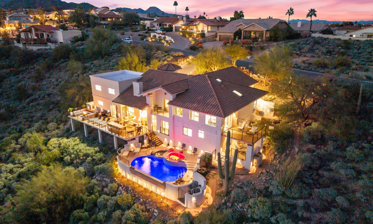 Fountain Hills House | The Four Peaks Palace - Luxury Desert Retreat