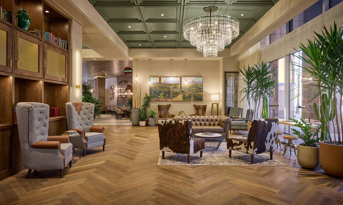 Downtown Tucson Hotel | The Leo Kent Hotel, Tucson, a Tribute Portfolio Hotel