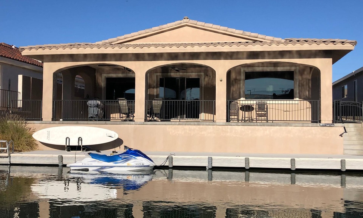 Moovalya Keys House | The Moonlight Express