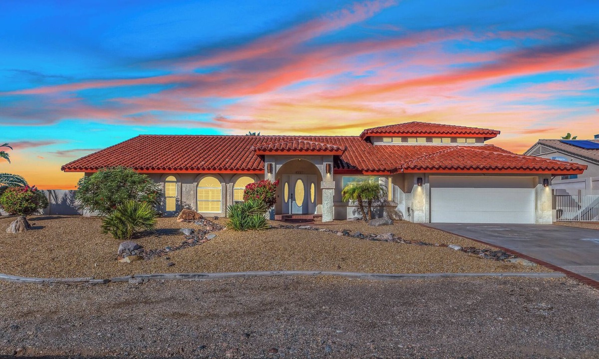 Residential Estates House | The Palmetto, Lake Havasu - no hidden fees!