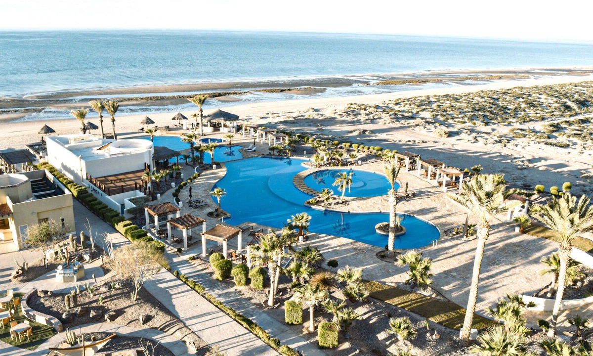 Puerto Penasco Condo | The Perfect Place to Relax, Beachfront with Amazing View