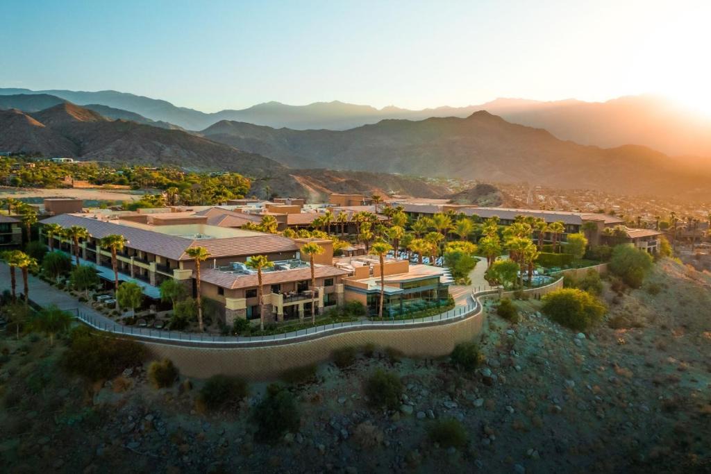Rancho Mirage Hotel | The Ritz-Carlton, Rancho Mirage