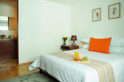 Reforma Apartment | Torre Sevilla by The Local Way