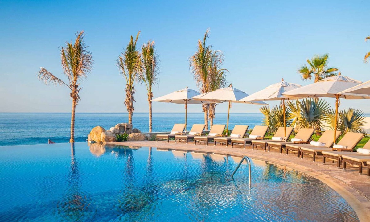 San Jose del Cabo Resort | Tranquil and Glamorous Beach Resort Between San José del Cabo and Cabo San Lucas