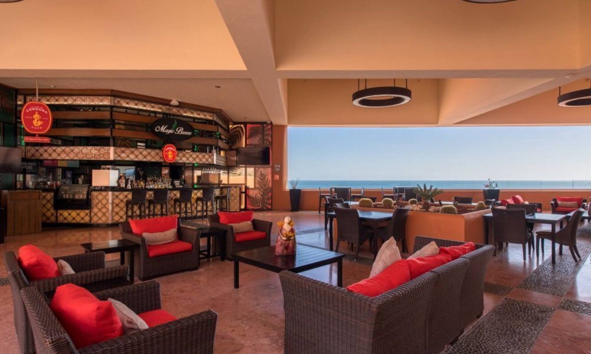 San Jose del Cabo Hotel | Tranquil Studio Hideaway in a Prime Location