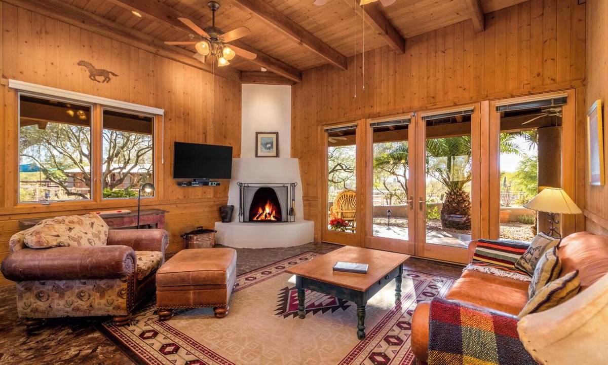 Pinnacle Peak Apartment | Troon Ranch Cabin with Heated Pool and Tub