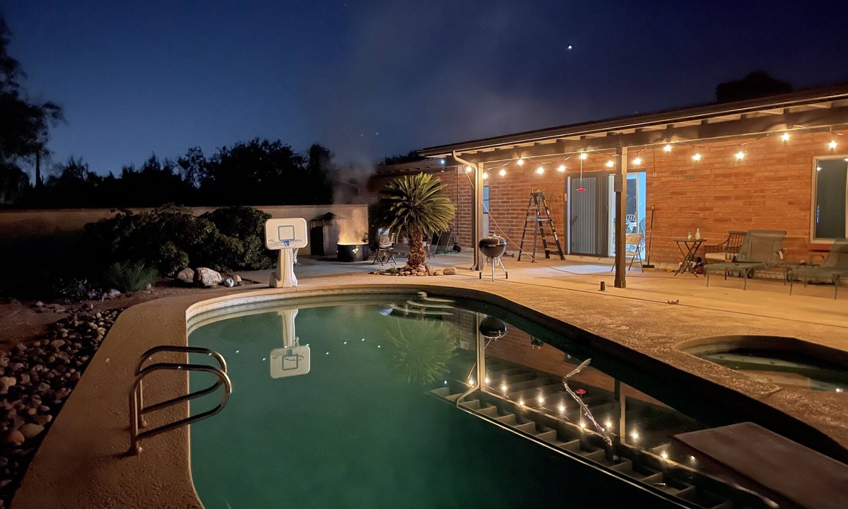 Casas Adobes Estates House | 🌵 Tucson Desert Oasis – 6BR-5BA Home near Golf Courses, University & Shopping