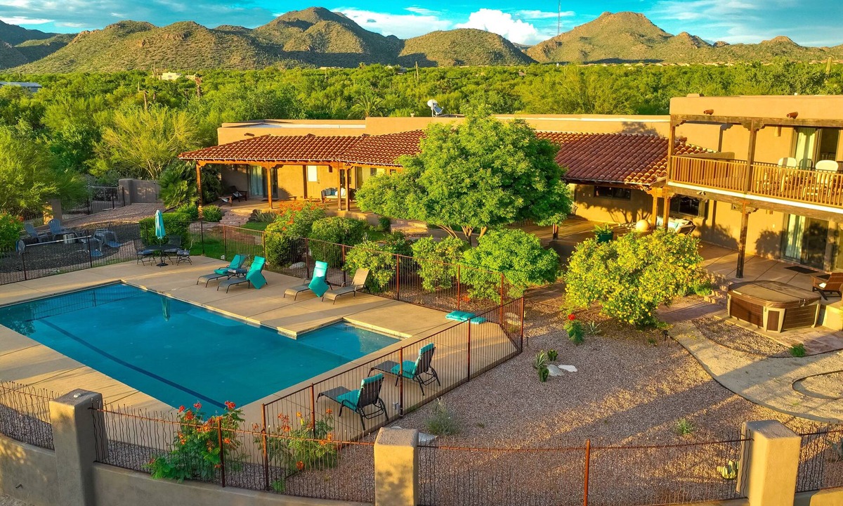 Dove Mountain House | Tucson ranch home with private pool, hot tub, gourmet kitchen, & patio