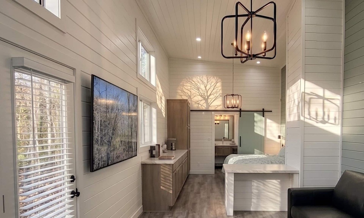 Cottonwood-Verde Village Hotel | Turquoise Triangle Tiny Homes