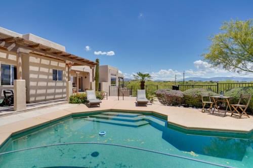 Tucson House | Updated Tucson Home w/Panoramic Mtn Views & Pool!