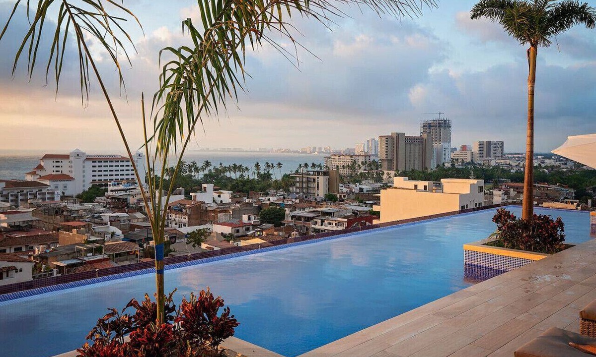 Colonia 5 de Diciembre Apartment | Vallarta Sunset Condo with Pool