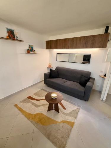 Mantega Apartment | Very charming studio in Nice