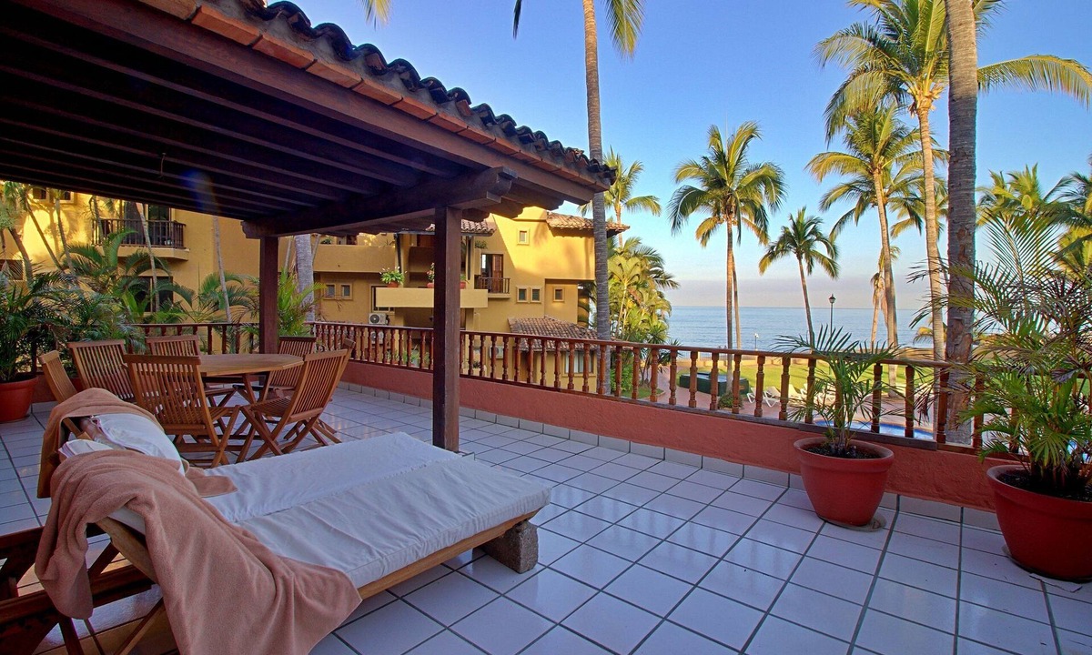 South Hotel Zone House | Villa 6 people Los Tules Terrace facing the sea