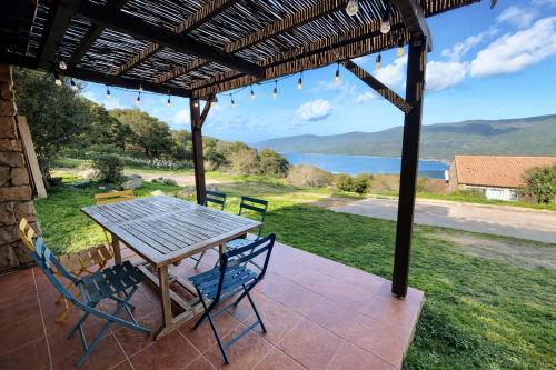 Serra-di-Ferro House | Villa - 8 à 10 personnes - Soléa 3 - vue mer