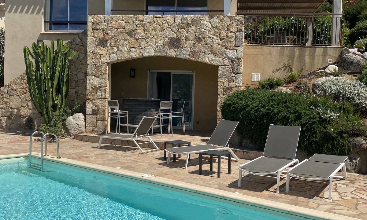Cirendinu Villa | Villa Ancolie, superb mountain view, heated pool, 1500m from Cabanon Bleu beach