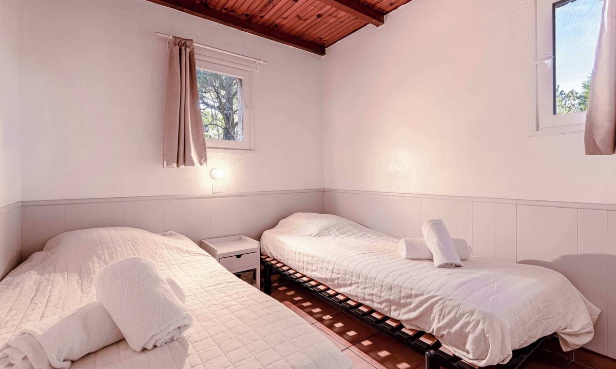 Santa Giulia Villa | Villa "CalaRossa" 45m²- 2/5 pers, Rondinara, Bonifacio