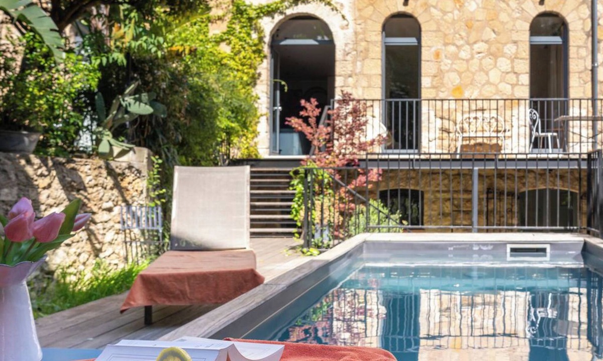 Carnot Villa | Villa Campestra avec piscine, terrasses et jardin