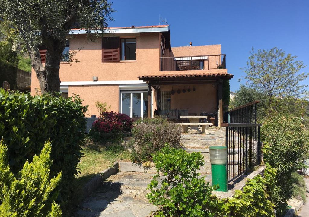 Saint-Sylvestre Villa | Villa Timana