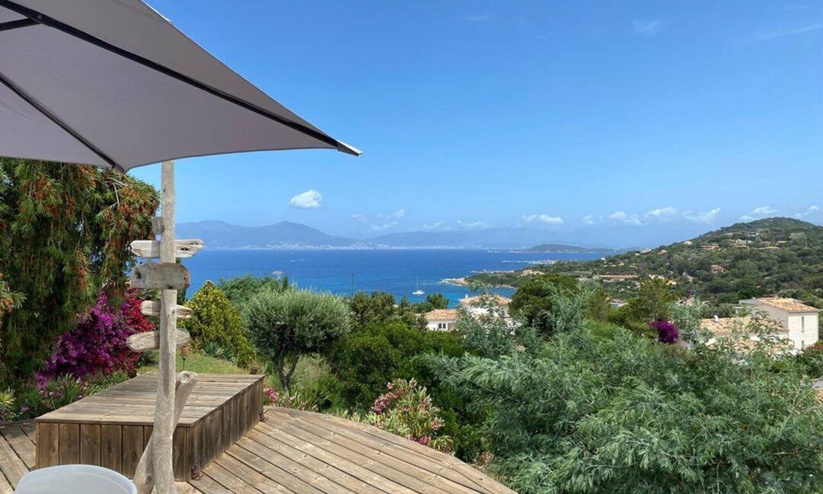 Portigliolo Apartment | Villa with Private Pool and Sea View in Coti-Chiavari