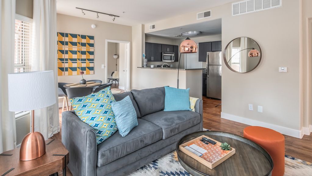 Evans Churchill Apartment | WanderJaunt | Cascade | 2BR | Downtown Phoenix