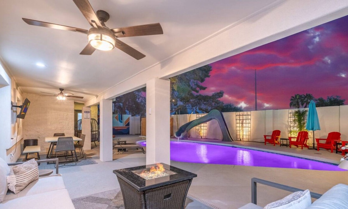 Paradise Valley Village Villa | Waterslide Resort Oasis+Basketball+Golf+Gameroom