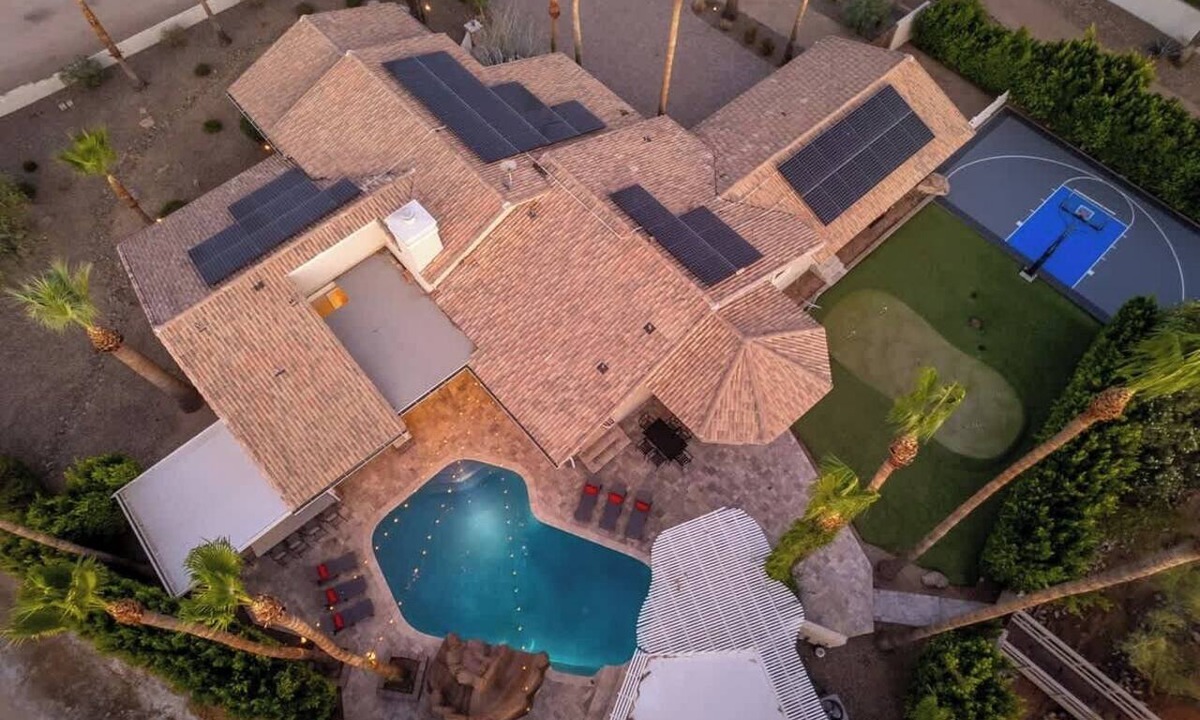 Pinnacle Peak Villa | WaterSlideResort+Volleyball+Casita+Spa+Playset