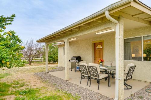Florence House | Yard, Patio & Grill! Florence Home Near Monastery