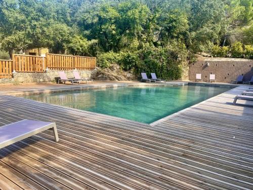 Sartene Ski Chalet | ZEcamping 3 étoiles animaux acceptés