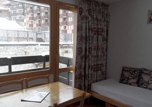 100m from resort center, 3rd floor, balcony, tv, 23m², La Plagne