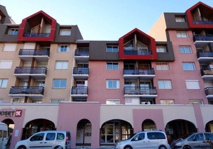 200m from resort center, 2nd floor, balcony, tv, ski locker, 25m², Serre Chevalier