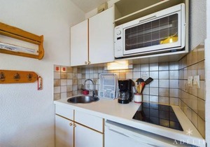 Charmant Studio 2/4 pers, centre-station, balcon sud, proche des pistes, parking inclus - FR-1-398-574