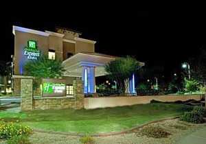 Holiday Inn Express & Suites Phoenix Glendale Dist, an IHG Hotel