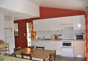 Villa with garden + parking - sea view- 8 pers