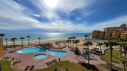 Puerto Penasco Apartment | 1-Bedroom Beachfront Penthouse at Princesa Resort - BeachBumCondos