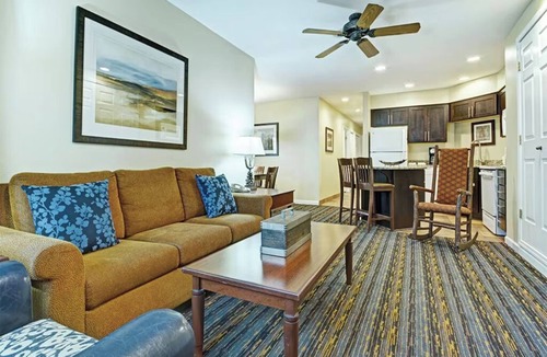 Pinetop Resort | 1 Bedroom Condo w/Kitchen, Sleeps 4, at Pinetop Resort, in White Mountains!