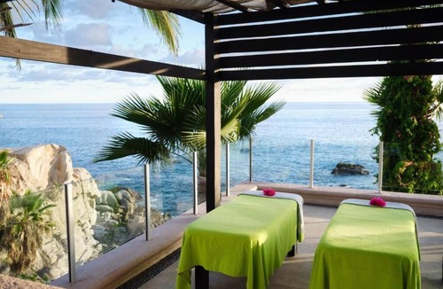 Cabo Bello Resort | 1-Bedroom Oceanview Suite at Sirena Del Mar.