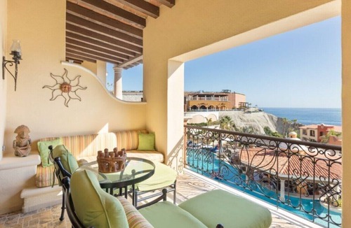 Cabo Bello Resort | 1 bedroom suite at Beautiful Hacienda Encantada