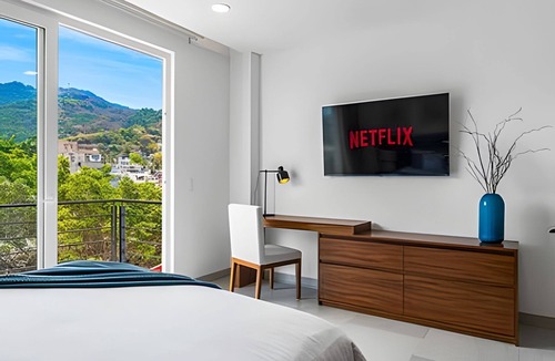 Colonia 5 de Diciembre Apartment | 1 BR in PV Rooftop Infinity Pool Jacuzzis