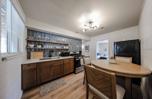Encanto Apartment | #10 Desert Bloom Escape Best Value 2BR Midtown PHX Covered Parking