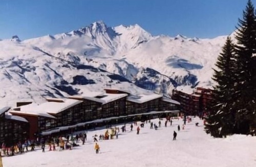 Arc-1800 Apartment | 10m from resort center, 2nd floor, view valley, balcony, tv, 33m², Les Arcs