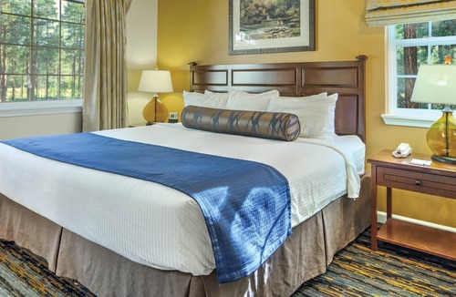 Pinetop Resort | 1BD/Pinetop - White Mountains Retreat with cozy condos and tons of amenities!