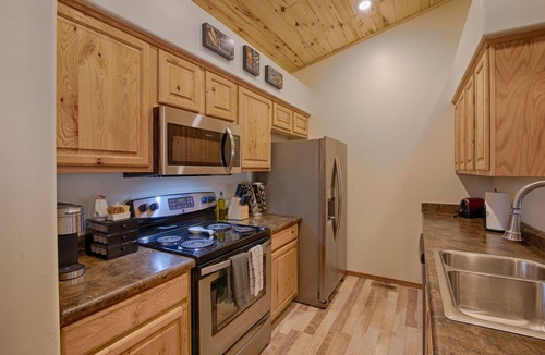 Torreon Cabin | 2 BR Cabin in Torreon - The Red Roof